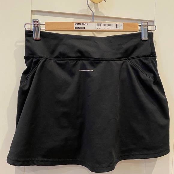 Athletic short/skirt - Picture 2 of 3